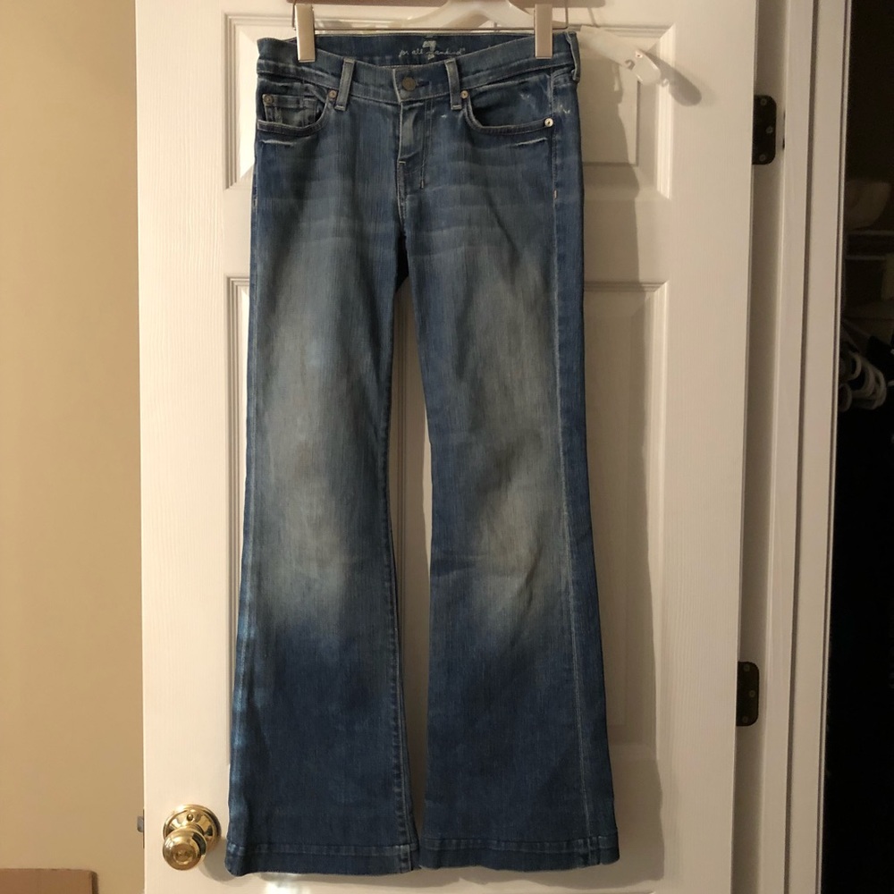Beautiful pair of 7 for all Mankind Dojos!